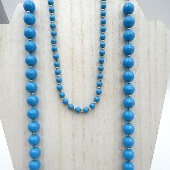 Vintage Hong Kong 24" Blue Beaded Necklace With Gold Tone Accents - Picture 6 of 11